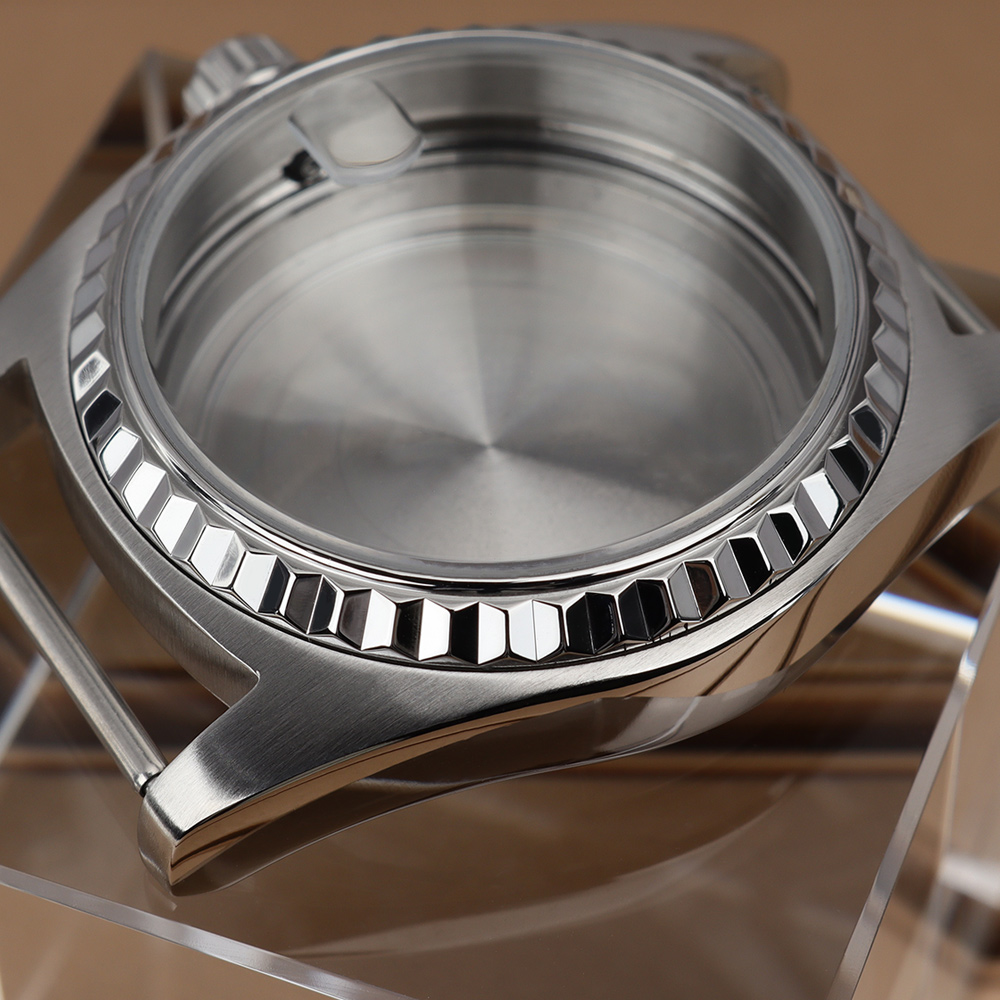 Casse per orologi NH35 36 in a - Reel Case recensione e prezzo